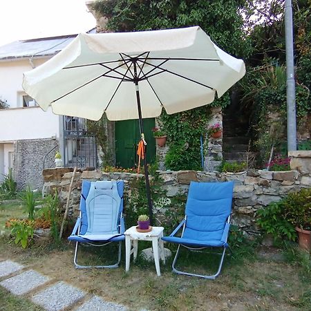 Lotus Flower Sant'Olcese Exterior foto
