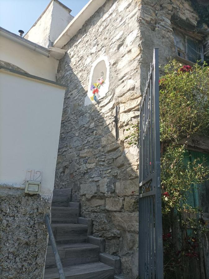 Lotus Flower Sant'Olcese Exterior foto